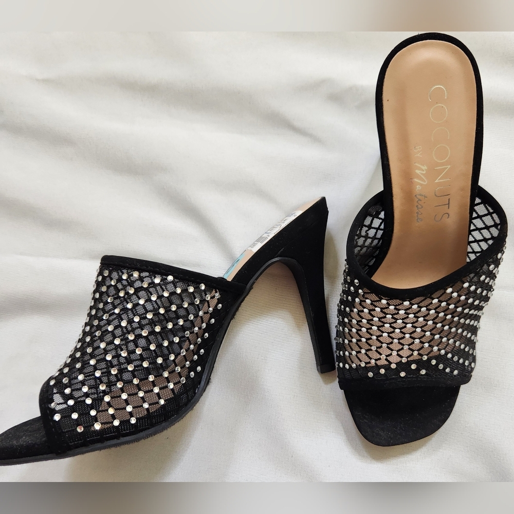 NEW Heeled Sandals black 6M